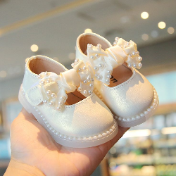 Shoe